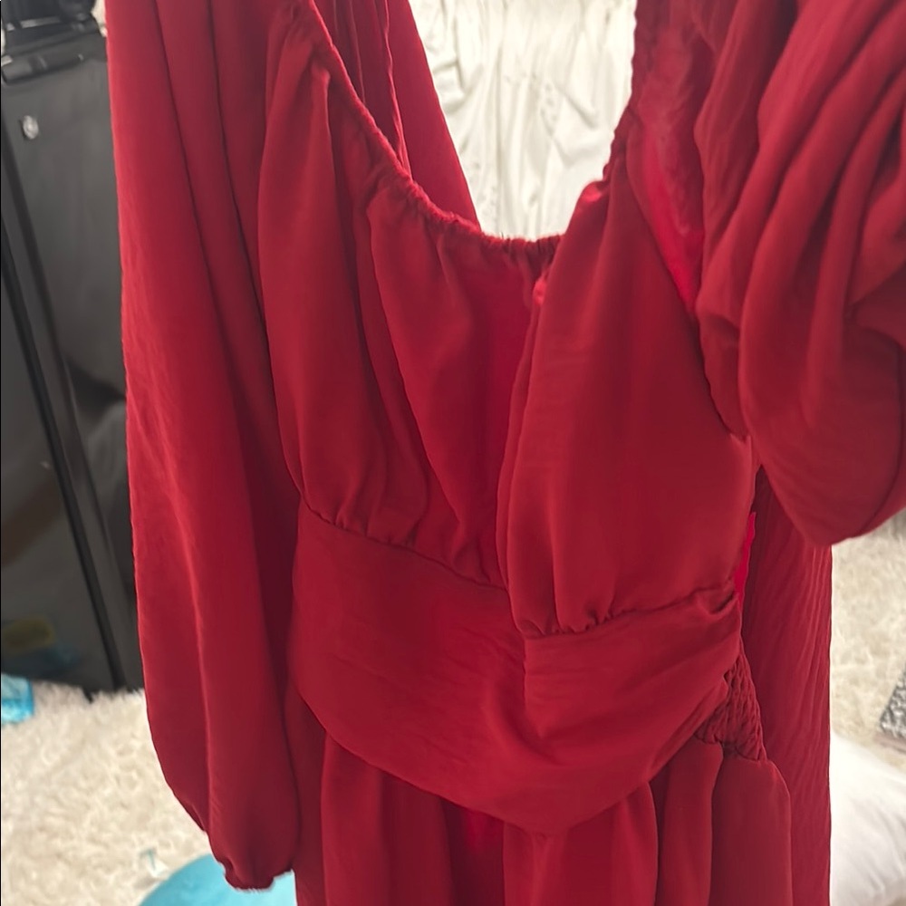 Elegant Red Long-Sleeve Dress
